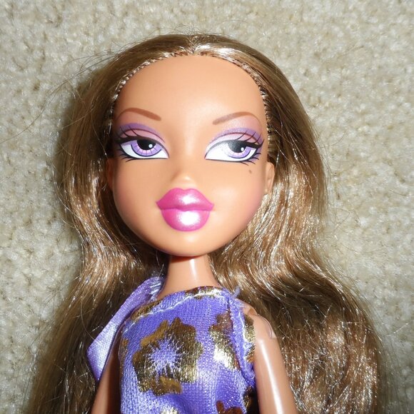 VINTAGE | 2001 MGA Bratz doll - Picture 2 of 6